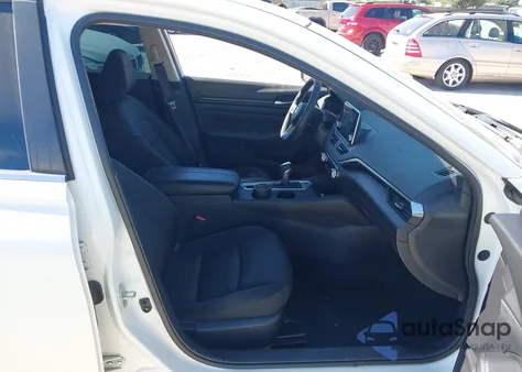 2019 Nissan Altima 2.5 S from USA, damaged, VIN 1N4BL4BV6KC137953